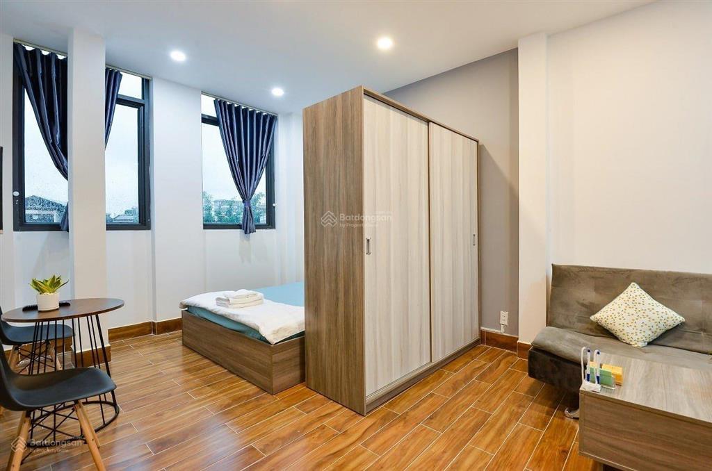 Căn hộ cao cấp full nội thất thang máy gần cv hoàng văn thụ