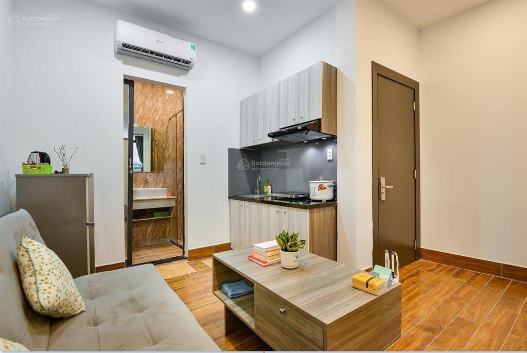 Căn hộ cao cấp full nội thất thang máy gần cv hoàng văn thụ