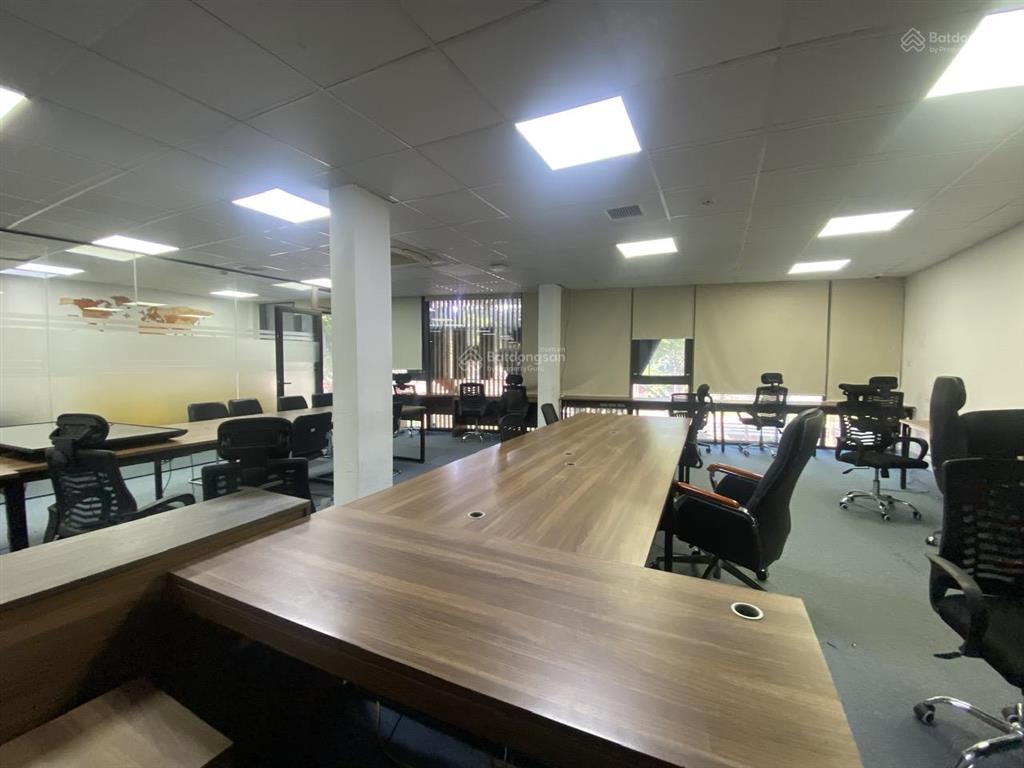 Cho thuê vp giá siêu rẻ tại võ chí công  hoàng quốc việt dt sàn 280m2 (có thể chia nhỏ từ 60m2)