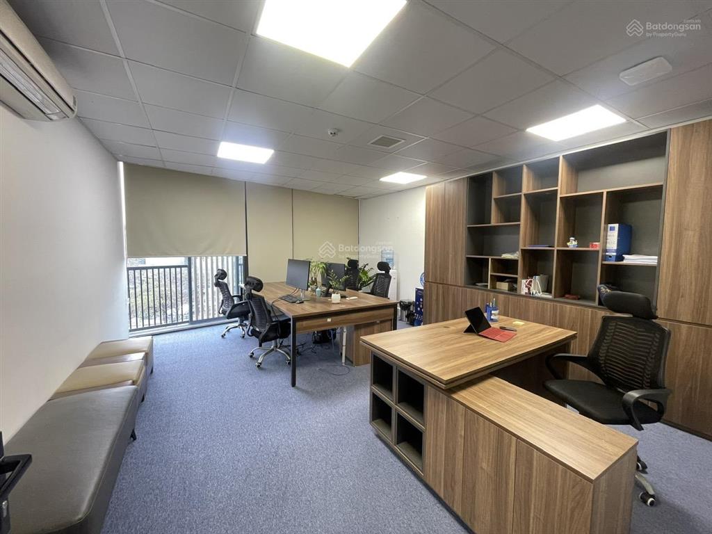 Cho thuê vp giá siêu rẻ tại võ chí công  hoàng quốc việt dt sàn 280m2 (có thể chia nhỏ từ 60m2)
