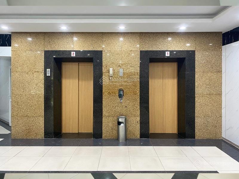 Cho thuê 1000m2 sàn văn phòng thăng long tower  33 mạc thái tổ  chia từ 100m2, hợp mọi mô hình.