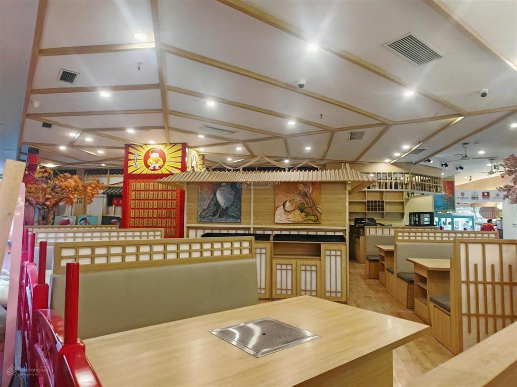 Cho thuê mặt bằng nhà hàng 250m2 siêu hot  vị trí đắc địa  hoàng đạo thúy  sẵn đồ kd được ngay