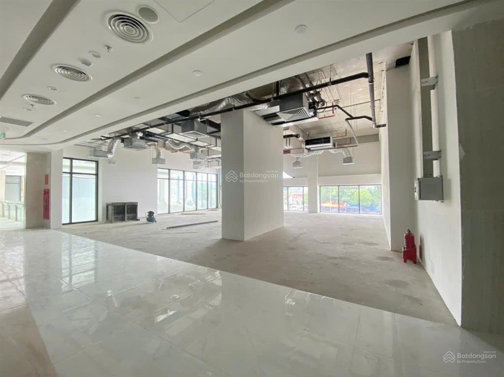 Cho thuê sàn thương mại goldmark city  tòa rox tower  diện tích 100m2  ưu đãi cực lớn
