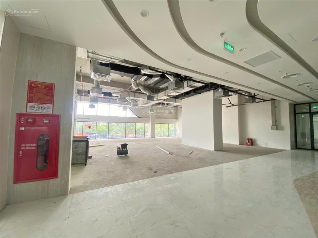 Cho thuê sàn thương mại goldmark city  tòa rox tower  diện tích 100m2  ưu đãi cực lớn