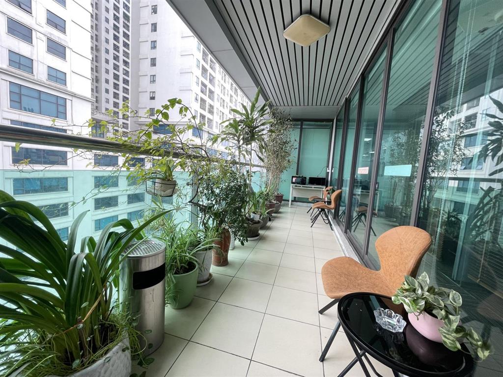 Văn phòng trọn gói 50m2  ô góc siêu thoáng  3 ban công 100m2  full đồ  29tr all in  vào ngay.