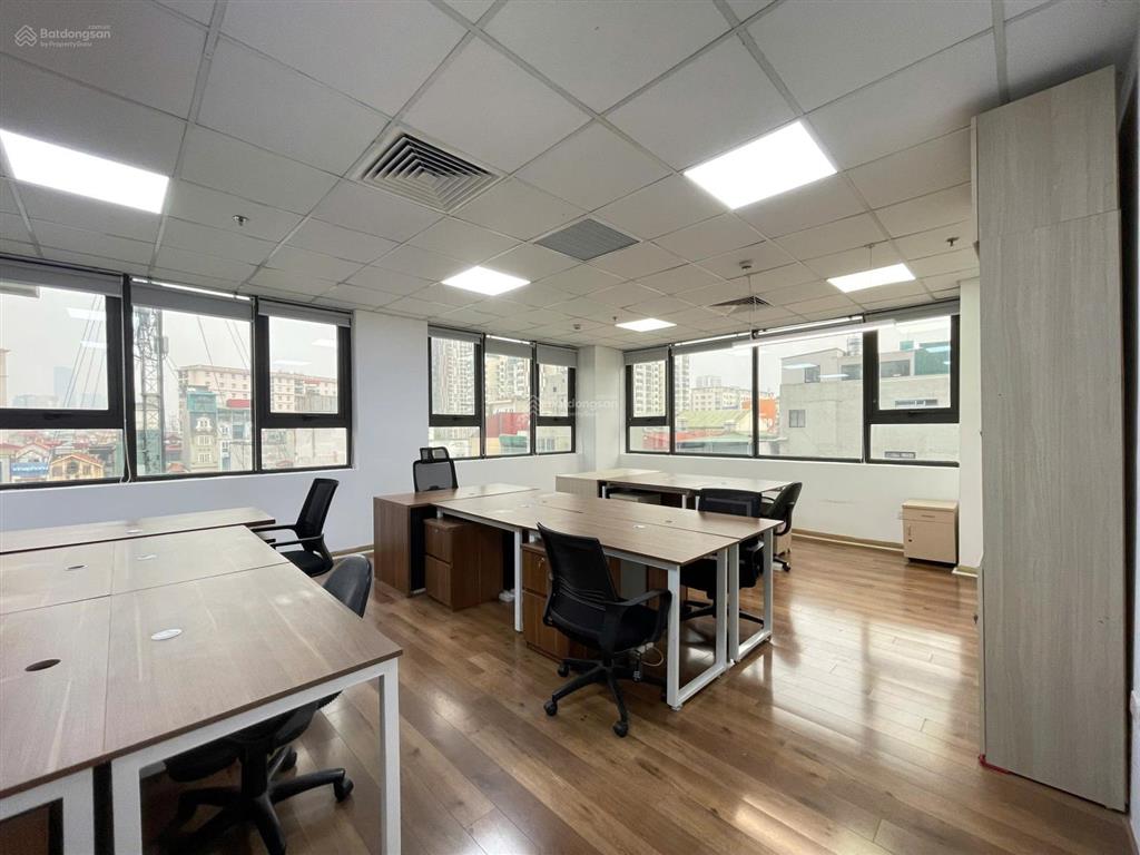 Văn phòng trọn gói 50m2  ô góc siêu thoáng  3 ban công 100m2  full đồ  29tr all in  vào ngay.