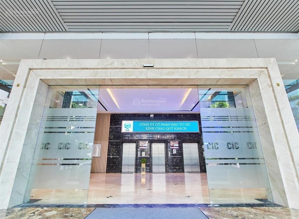Văn phòng trọn gói 50m2  ô góc siêu thoáng  3 ban công 100m2  full đồ  29tr all in  vào ngay.