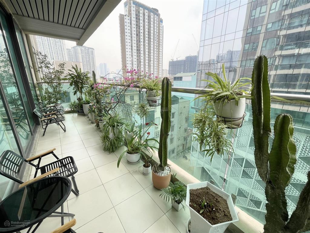 Văn phòng trọn gói 50m2  ô góc siêu thoáng  3 ban công 100m2  full đồ  29tr all in  vào ngay.