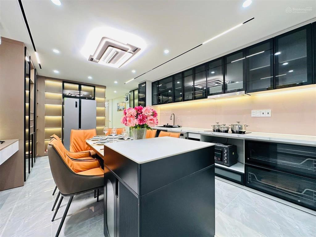 Bán nhà 5 tầng hẻm xe hơi nguyễn tư giản, gò vấp 64m full nội thất giá 9 tỷ nhỉnh