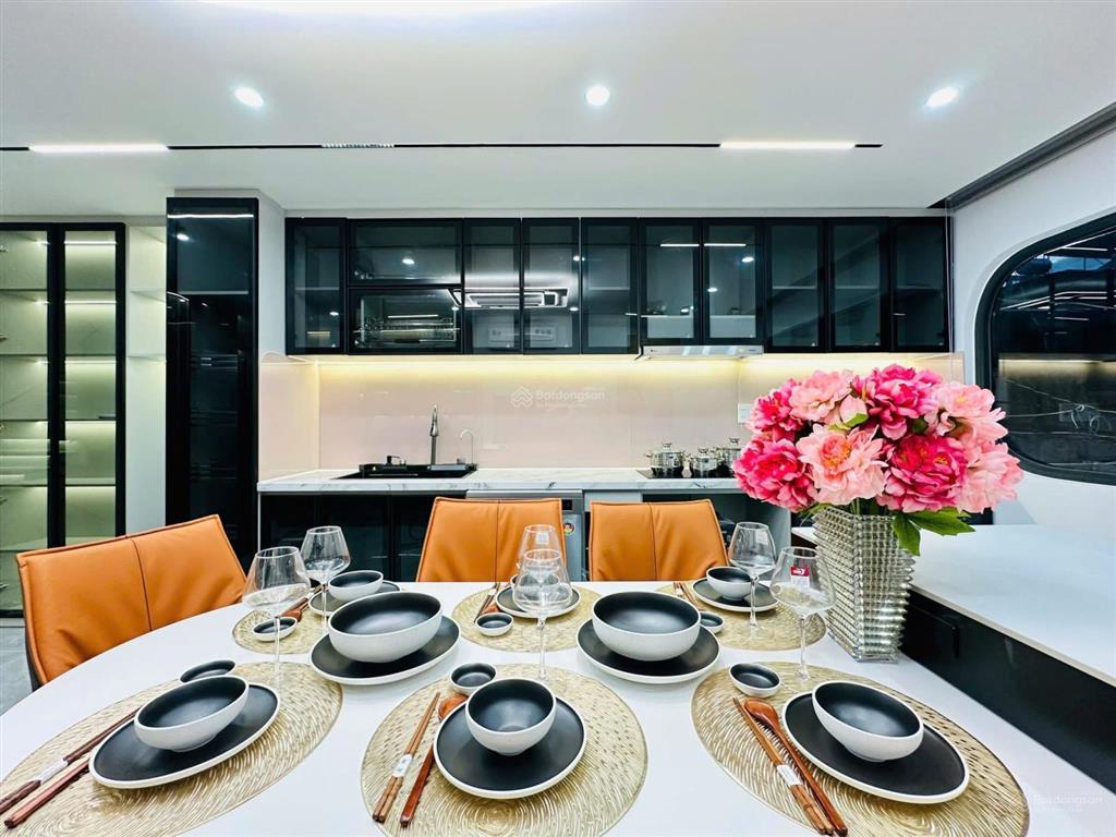 Bán nhà 5 tầng hẻm xe hơi nguyễn tư giản, gò vấp 64m full nội thất giá 9 tỷ nhỉnh