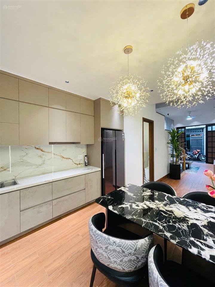 Nhà phố xây mới trệt 3 lầu 4pn phan huy ích ngay siêu thị emark