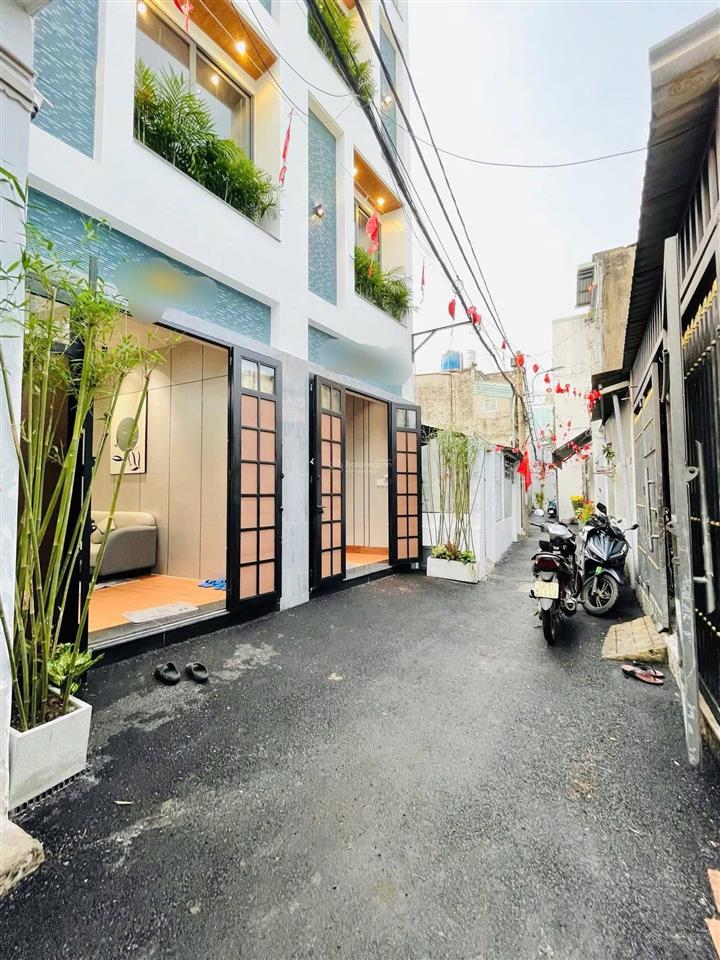 Nhà phố xây mới trệt 3 lầu 4pn phan huy ích ngay siêu thị emark