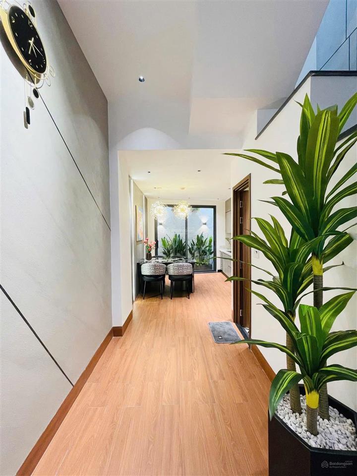 Nhà phố xây mới trệt 3 lầu 4pn phan huy ích ngay siêu thị emark