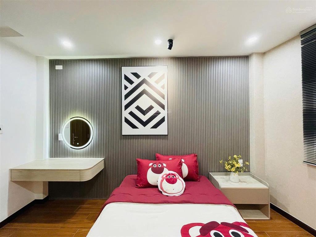 Nhà phố xây mới trệt 3 lầu 4pn phan huy ích ngay siêu thị emark