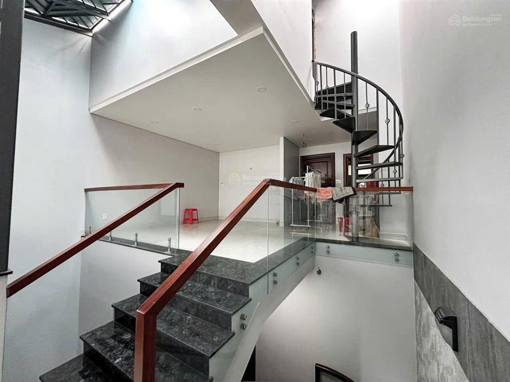 Cho thuê villa phố 5 tầng đường xe tải thông diện tích khủng 6x23m đường số 53 p14 gò vấp