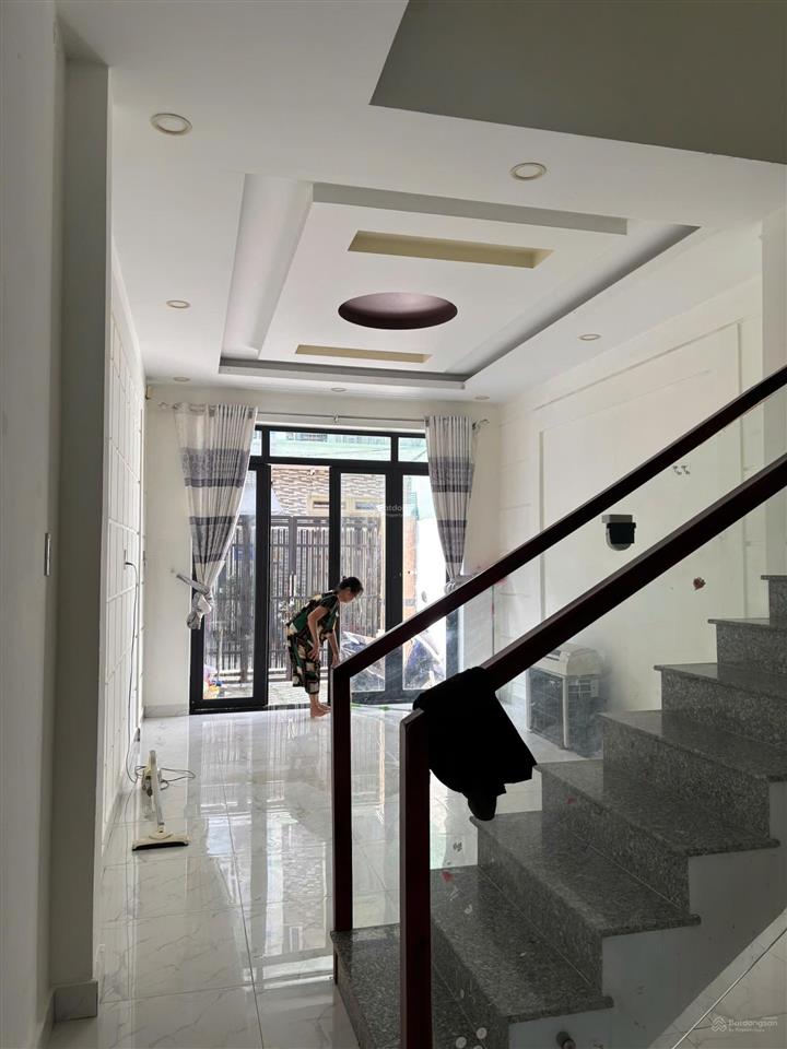 Nhà cho thuê trệt 2 lầu, diện tích lớn 4x20m, 4pn, đường số 1 gần lê đức thọ, p13, gò vấp