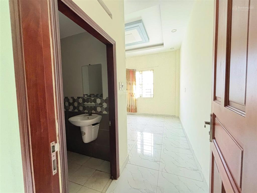 Nhà cho thuê trệt 2 lầu, diện tích lớn 4x20m, 4pn, đường số 1 gần lê đức thọ, p13, gò vấp