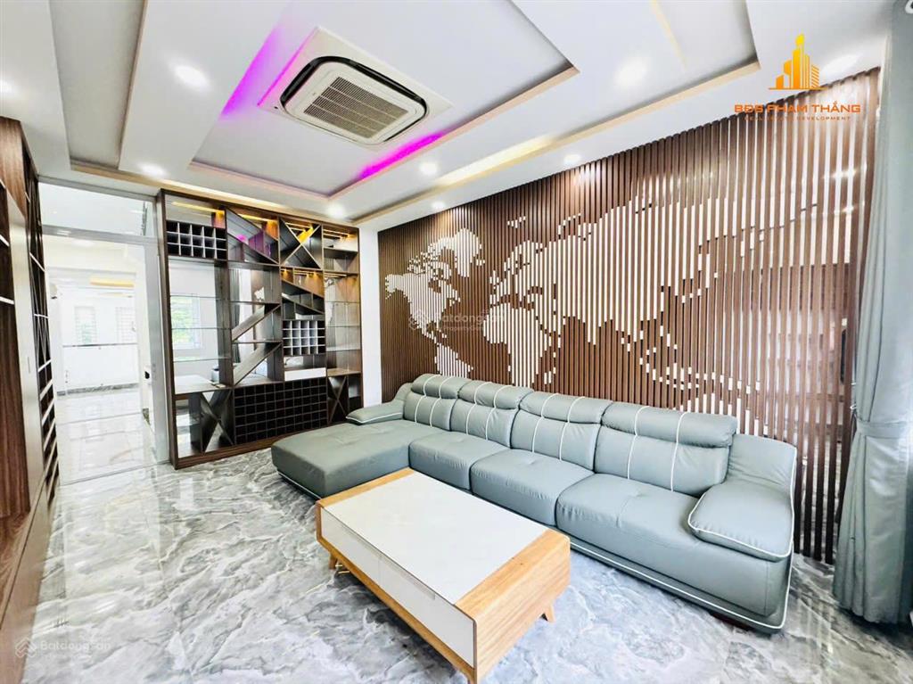 Nhà phố 2mt diện tích 4x23m, trệt lửng 3 lầu, sát mt, vị trí đẹp, 6pn 7wc dương quảng hàm p5 gò vấp