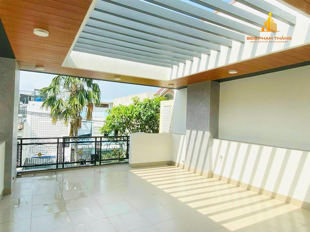 Nhà 1/ xe tải vị trí đẹp, diện tích khủng 5x25m, trệt 3 lầu, 4pn 5wc, quang trung p8, vị trí đẹp