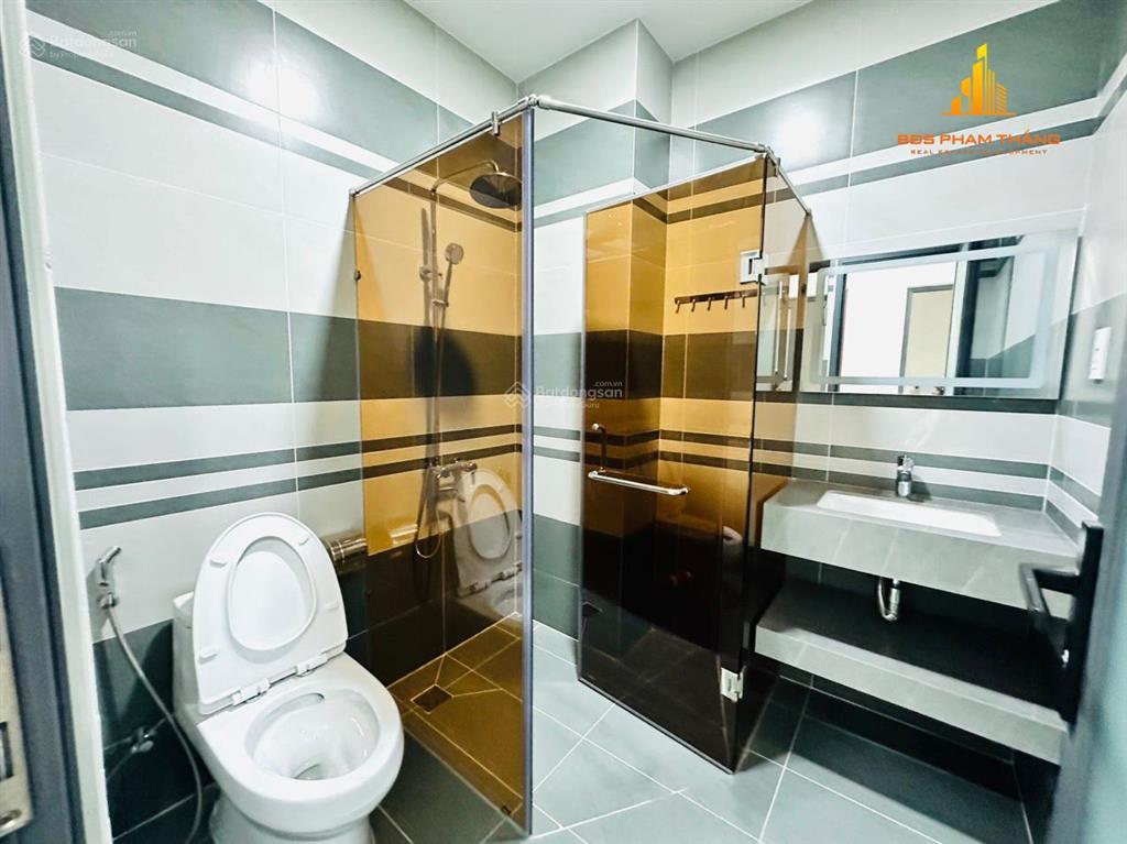 Nhà 1/ xe tải vị trí đẹp, diện tích khủng 5x25m, trệt 3 lầu, 4pn 5wc, quang trung p8, vị trí đẹp