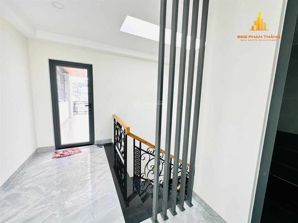 Nhà 1/ xe tải vị trí đẹp, diện tích khủng 5x25m, trệt 3 lầu, 4pn 5wc, quang trung p8, vị trí đẹp