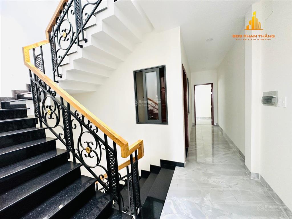 Nhà 1/ xe tải vị trí đẹp, diện tích khủng 5x25m, trệt 3 lầu, 4pn 5wc, quang trung p8, vị trí đẹp