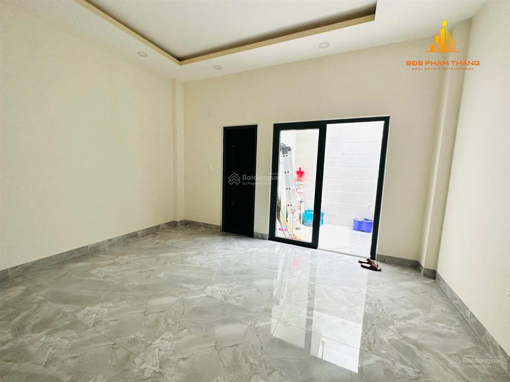Nhà 1/ xe tải vị trí đẹp, diện tích khủng 5x25m, trệt 3 lầu, 4pn 5wc, quang trung p8, vị trí đẹp