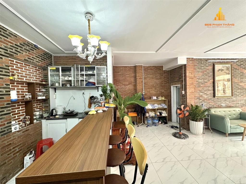 Cho thuê nhà hẻm xe tải nguyễn oanh  5x17m nở hậu 6m trệt lầu 2pn 3wc