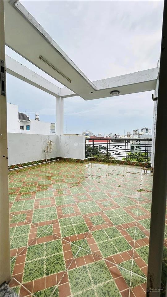Nhà phố 1/ xe hơi sát mt vị trí đẹp  trệt 3 lầu  4x20m  4pn 5wc  lê văn thọ ngay cv làng hoa