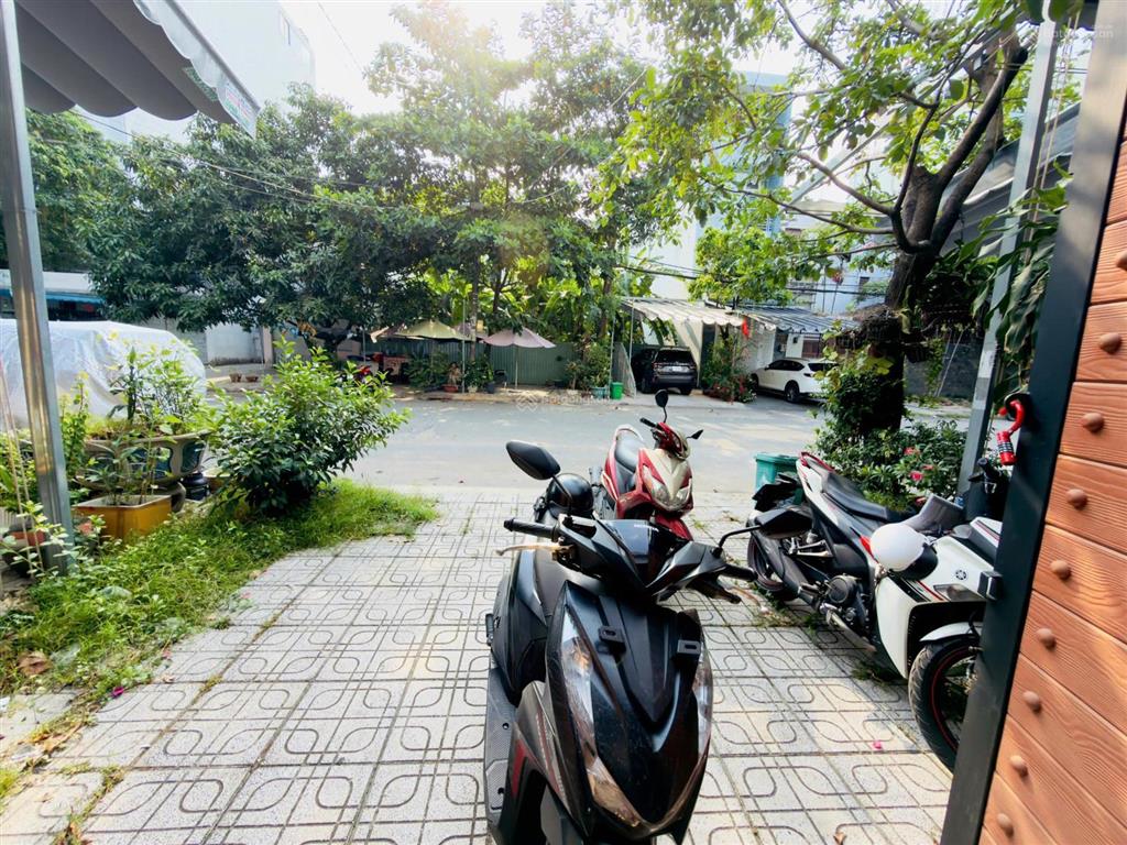 Nhà phố khu biệt thựđường 12m thông vị trí đẹp5x16m5pn 5wcđs5  nguyễn oanh p17  gò vấp