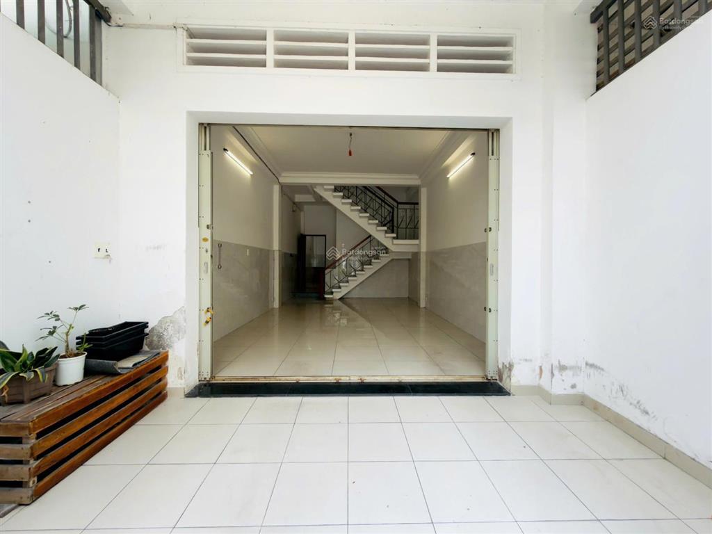 Cho thuê nhà hẻm xe tải thôngtrệt 2 lầu5x16m4pn vị trí siêu đẹplê đức thọ p17