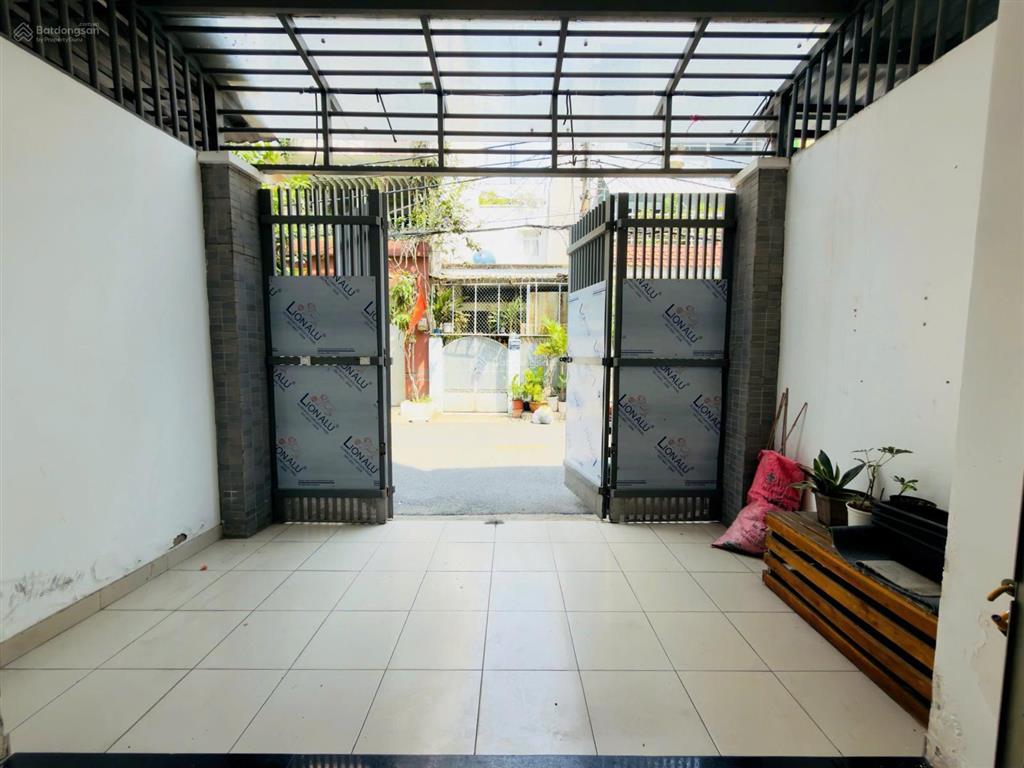 Cho thuê nhà hẻm xe tải thôngtrệt 2 lầu5x16m4pn vị trí siêu đẹplê đức thọ p17