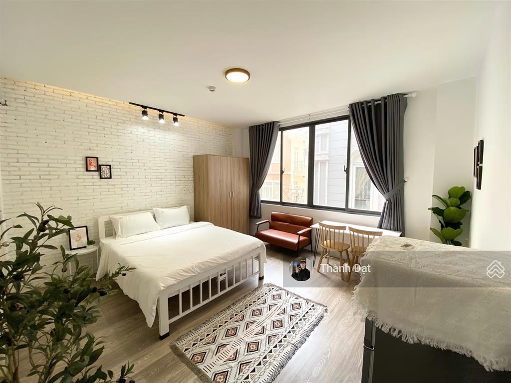 Thuê căn hộ nguyễn thị minh khai q. 1, studio cửa sổ  dt 30m2  bếp xa giường, ngay thảo cầm viên