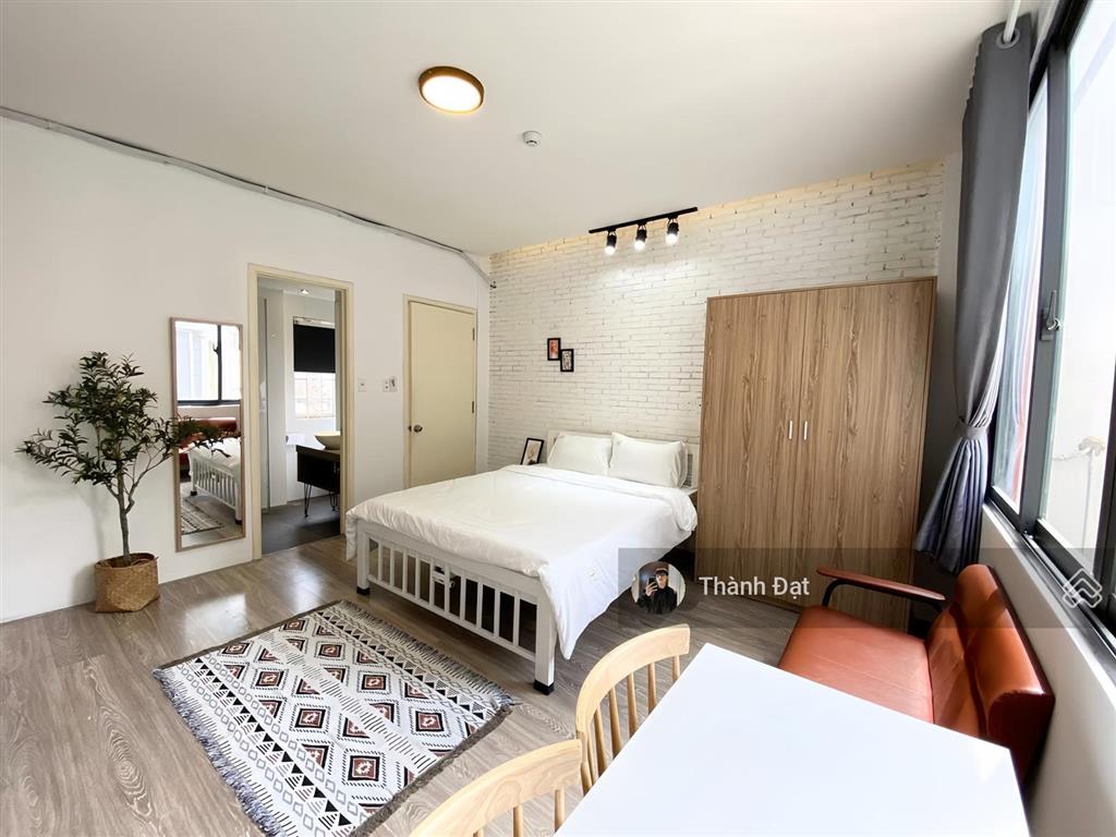 Thuê căn hộ nguyễn thị minh khai q. 1, studio cửa sổ  dt 30m2  bếp xa giường, ngay thảo cầm viên