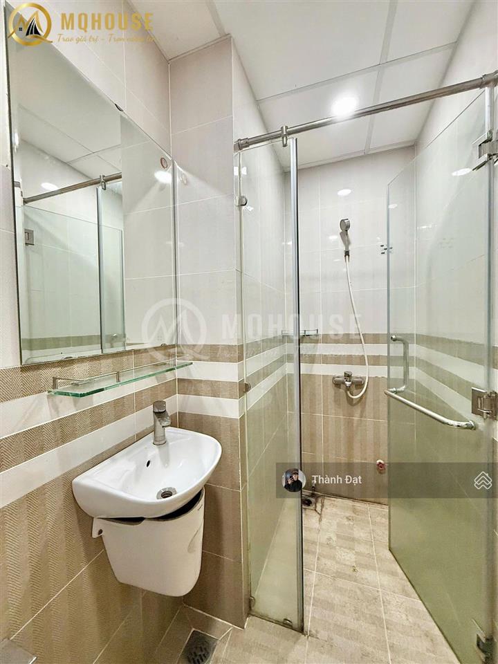 Thuê căn hộ võ thị sáu quận 3, studio cửa sổ  thang máy/ hầm xe, gần công viên lê văn tám