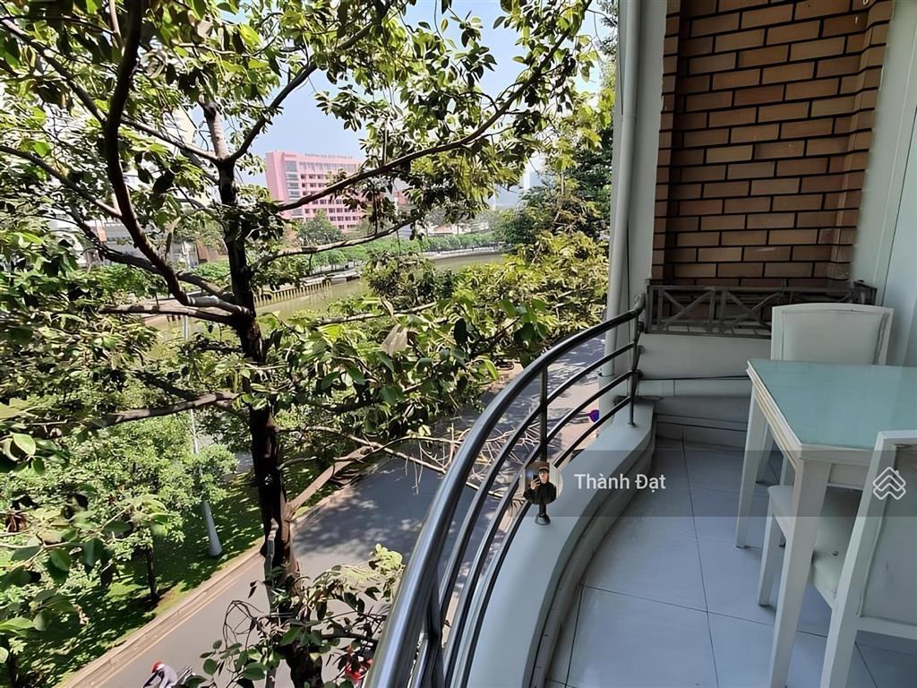 Thuê căn hộ hoàng sa quận 1, 1 phòng ngủ ban công  máy giặt riêng  dt 42m2, ngay thảo cầm viên