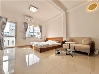 Thuê căn hộ hai bà trưng quận 1 , studio ban công  dt 42m2  máy giặt riêng , ngay chợ tân định