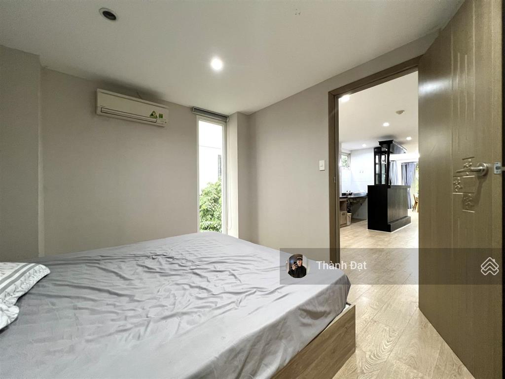Căn hộ ngay hai bà trưng q1, 2 phòng ngủ 1 phòng khách 75m2 cửa sổ lớn  máy giặt riêng  thang máy
