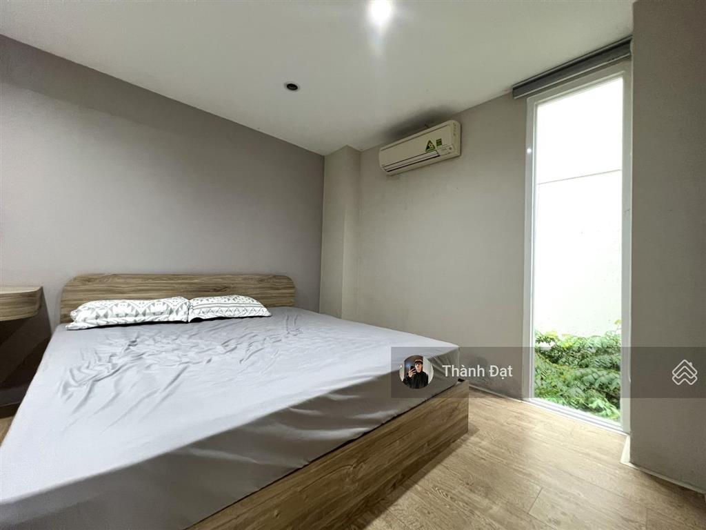 Căn hộ ngay hai bà trưng q1, 2 phòng ngủ 1 phòng khách 75m2 cửa sổ lớn  máy giặt riêng  thang máy