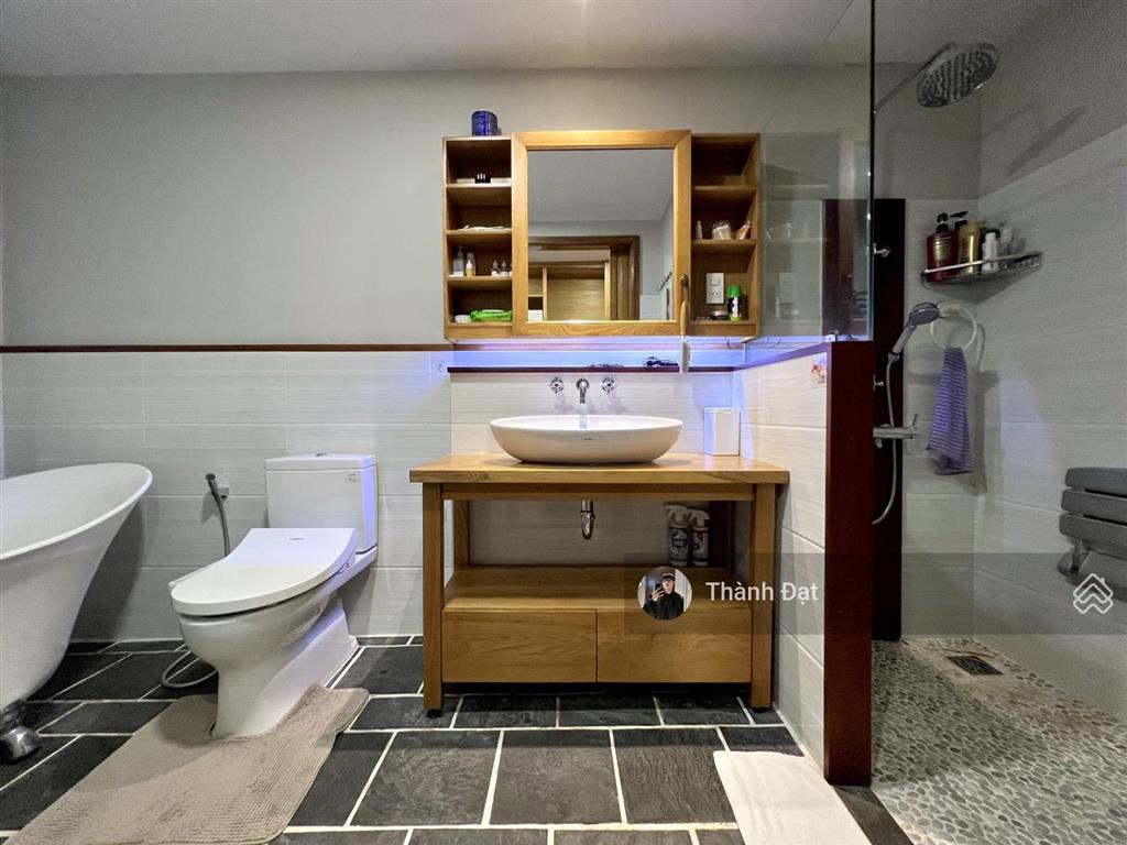 Thuê chung cư sarimi sala q.2, duplex 2 phòng ngủ 2wc diện tích rộng 102m2  full nội thất cao cấp
