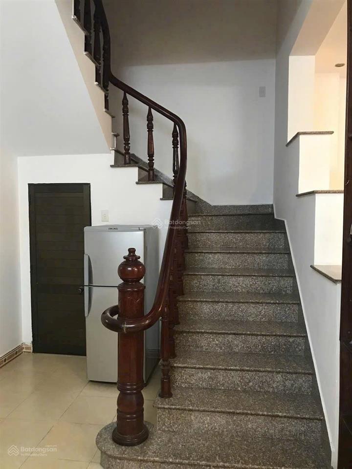 Bán nhà 3 tầng hẻm đặng tất dt 75,4m2 gần biển 200m giá 9,1 tỷ
