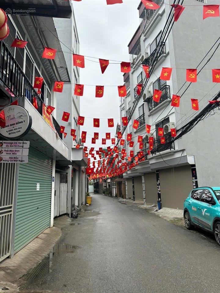 Cho thuê nhà 100m², trục chính tổ 15 yên nghĩa, giá chỉ 5tr/tháng  kinh doanh kho xưởng, bán hàng