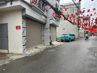 Cho thuê nhà 100m², trục chính tổ 15 yên nghĩa, giá chỉ 5tr/tháng  kinh doanh kho xưởng, bán hàng