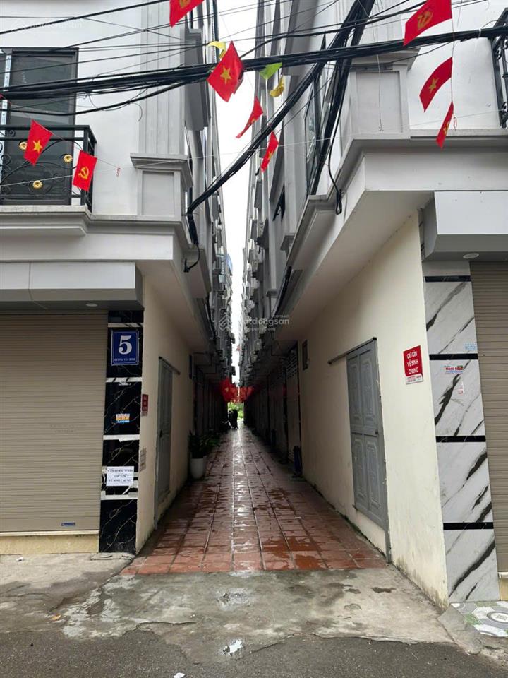 Cho thuê nhà 100m², trục chính tổ 15 yên nghĩa, giá chỉ 5tr/tháng  kinh doanh kho xưởng, bán hàng