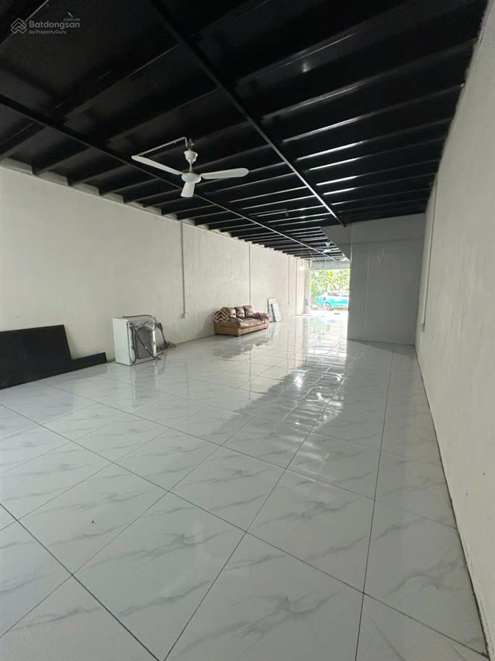 Cho thuê nhà 100m², trục chính tổ 15 yên nghĩa, giá chỉ 5tr/tháng  kinh doanh kho xưởng, bán hàng