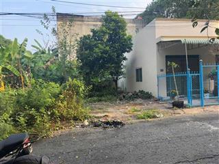 Bán đất kdc p5  tp. tân an  4x16m lô góc 2 mặt tiền  đối diện công viên