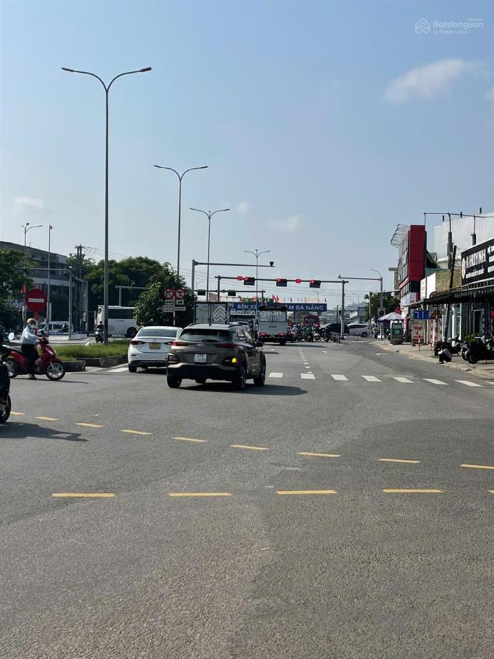 Tôi bán nhà 3 tầng đường tống duy tân ngay cổng chợ hoà mỹ