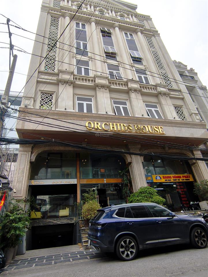Bán tòa nhà chdv dòng tiền 10 tỷ năm, ngang bề thế 15m hầm 8 tầng 2 thang máy chỉ 160 tỷ