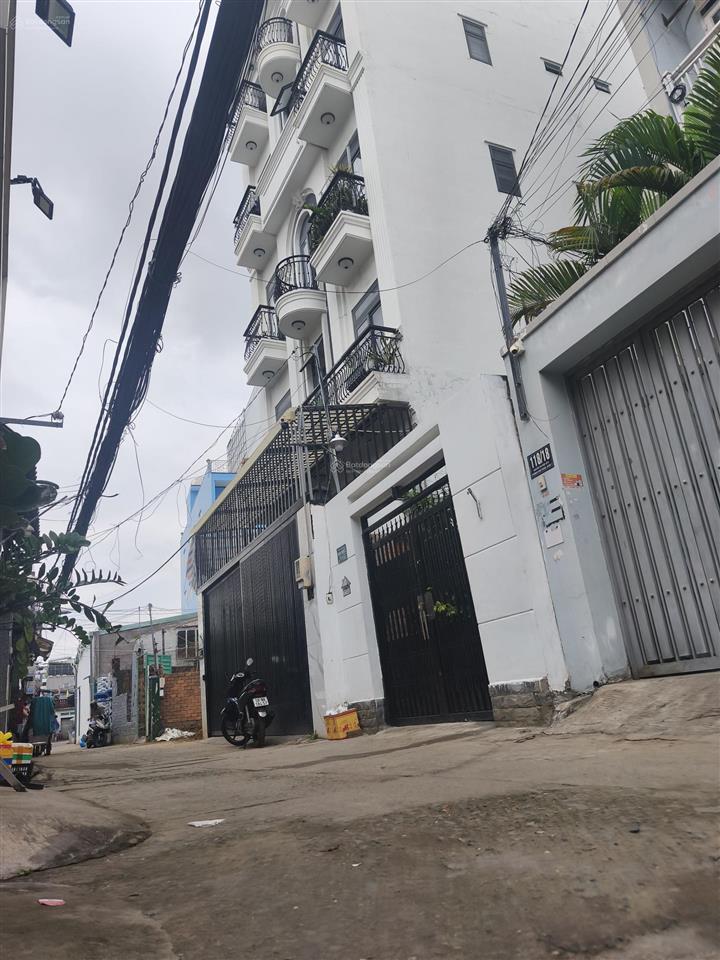 Bán nhà quận 7 4 tầng ngang 7m chỉ 11 tỷ, hẻm 8m xe hơi vi vu