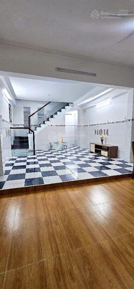 Bán nhà quận 7 ngay kdc kiều đàm 60m2 3pn hoàn công chỉ hơn 5 tỷ tl